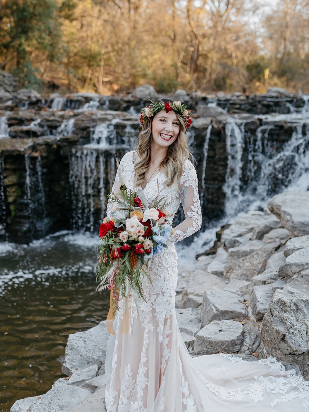 Elegant Lace Bridal Dress